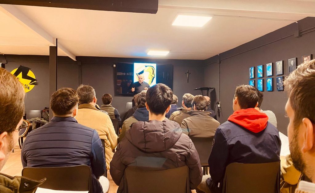 24e1593c 6543 40c1 b830 9651827b6df0